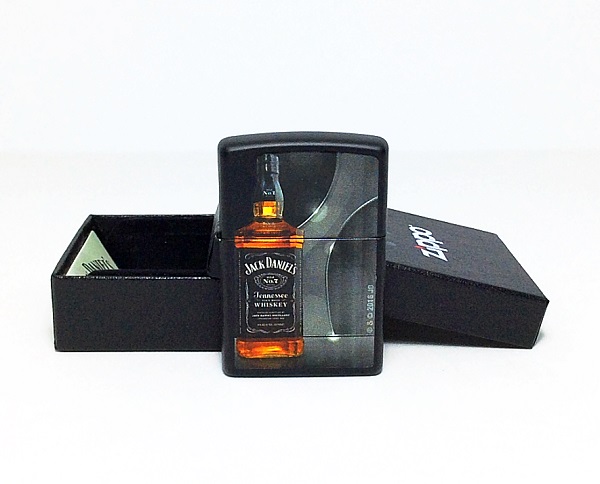 Фото 3. Зажигалка Zippo 1427 Jack Daniels Tennessee Whiskey Old No. 7 Black Matte