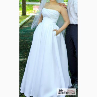 Свадебное платье Коллекция 2015 года фото могу выслать в Хабаровске