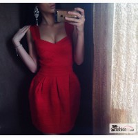 Бандажное платье красного цвета в Перми
